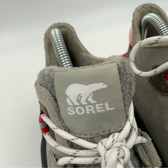 Sorel Women’s Kinetic RNEGD Caribou Boot. Grey Green. US Size 7. - Picture 6 of 10